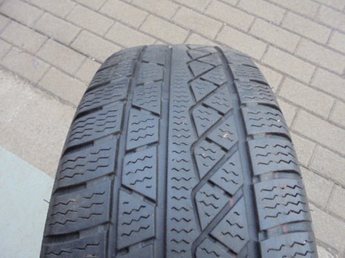 Petlas Explero W671 tyre