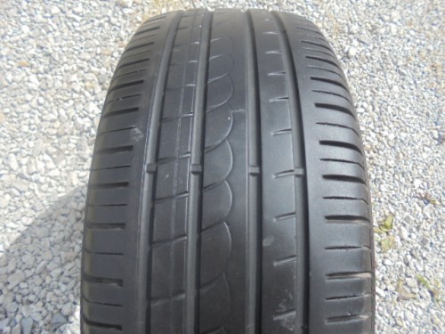 Pirelli Pzero Rosso tyre