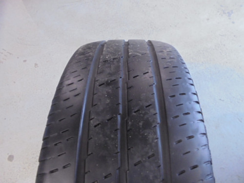 Continental Vanco 2 tyre