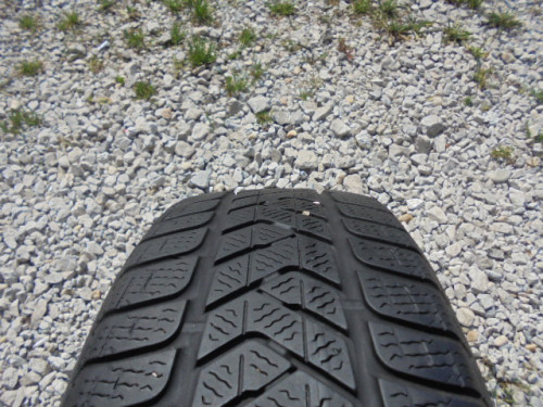 Pirelli Sottozero 3 tyre