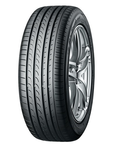 Yokohama RV-02 tyre